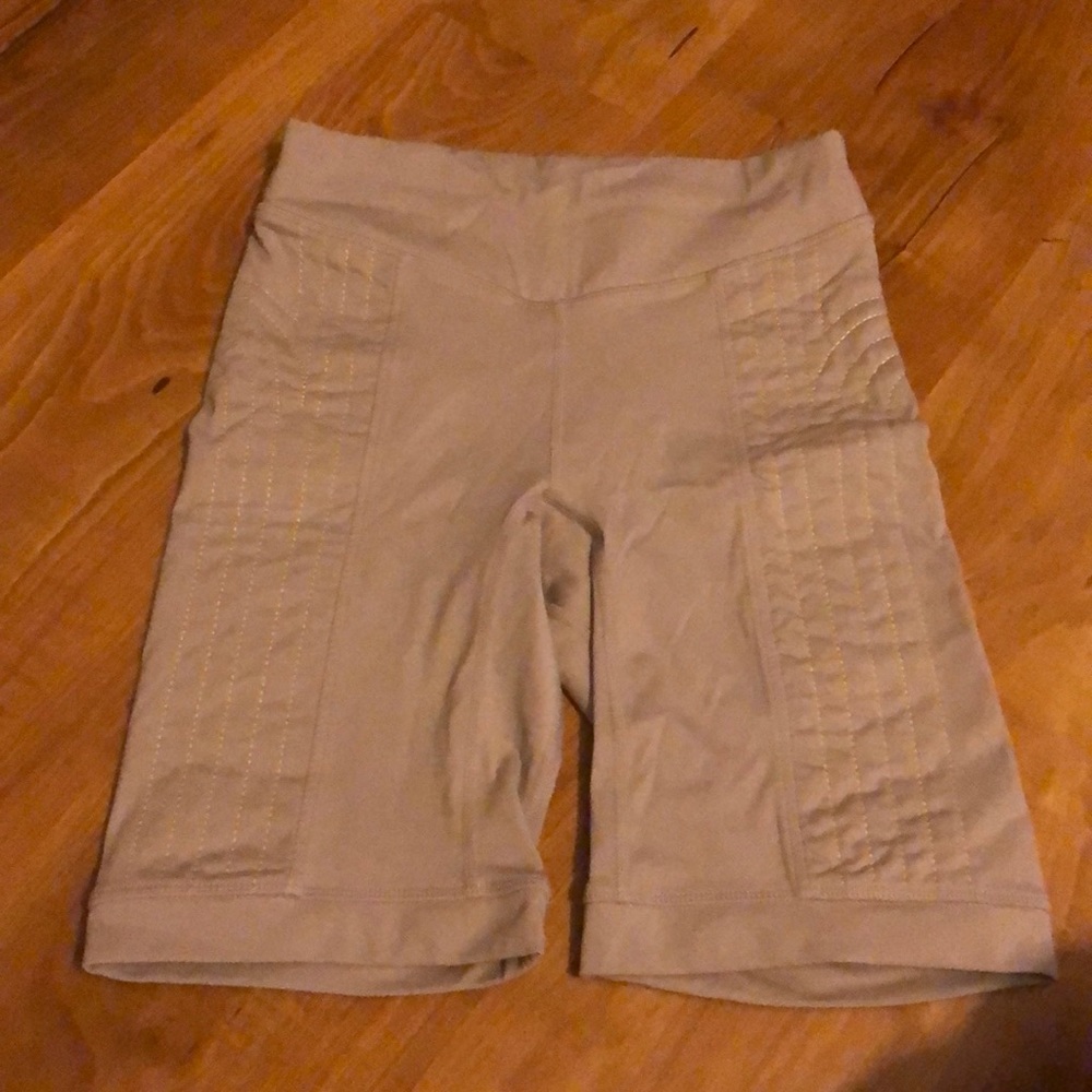 Fabletics Biker Short size Small